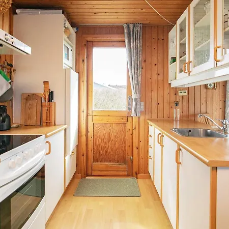 6 Person Holiday In Semesterbostad